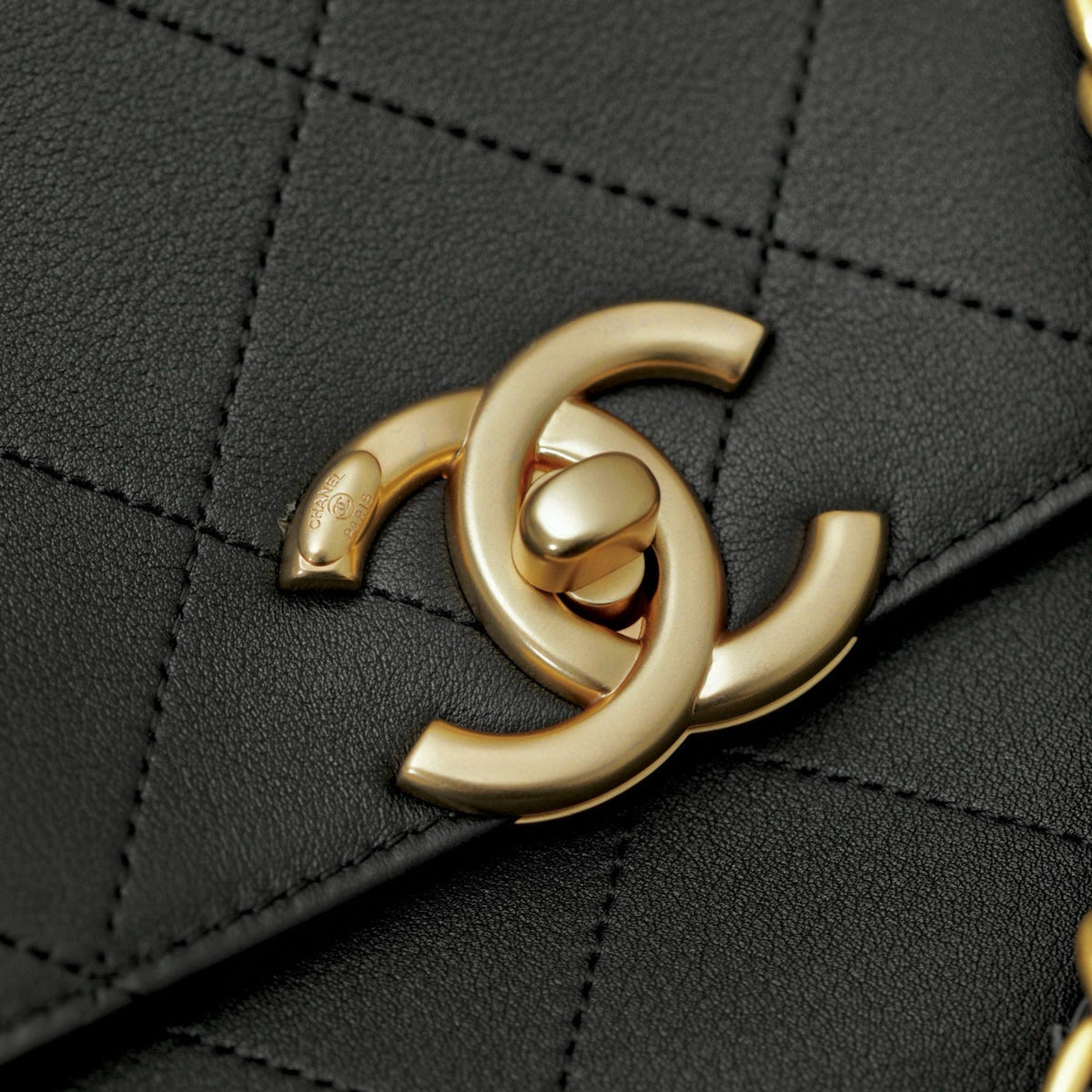 Chanel 25S Large Bag – luxury designer bag at Bellvora