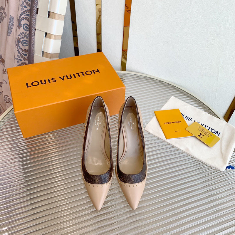 Louis Vuitton shoes Style 321 - close-up of timeless elegant design