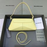 Zivas Charm Elevated Essentials Statement Handbag (Timeless Wardrobe Addition) – Detail View