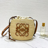 Ziva's Charm handbag – close-up view (16cm*12cm*18cm)
