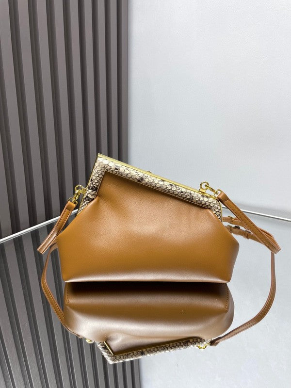 Ziva's Charm handbag – back view (26cm*9.5cm*18cm)