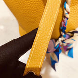  shopper bag close-up of hardware and finish