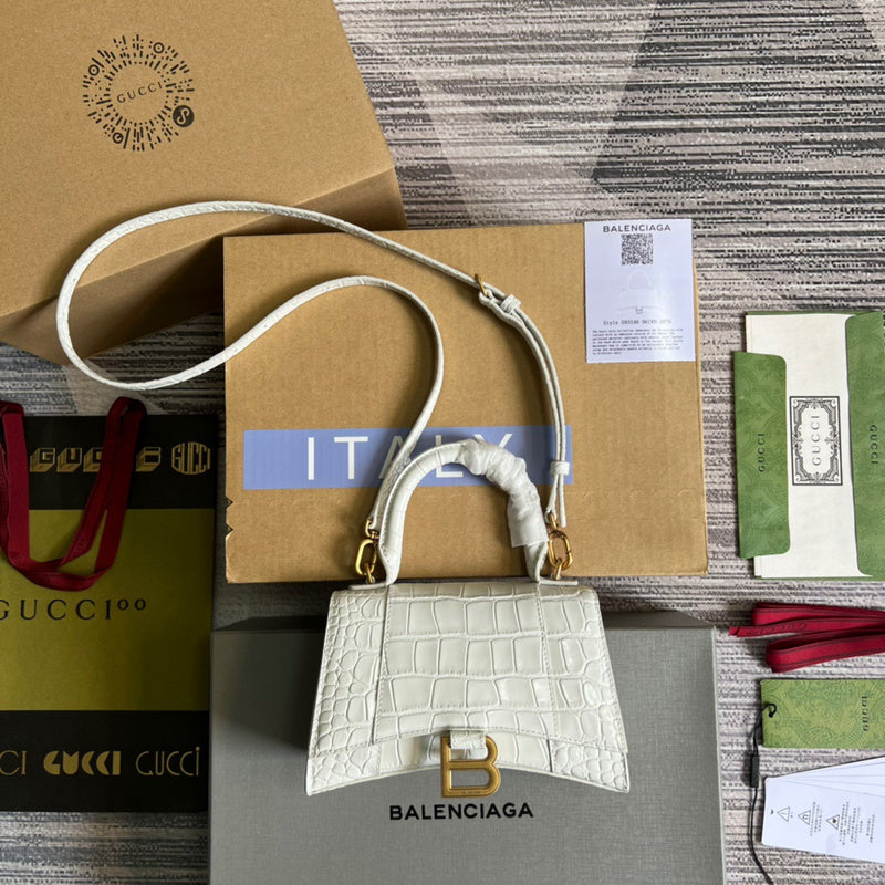 Bold Faux Leather Handbag - Sleek Minimalist Lines | Women's Fashion Handbag #283 - front view (image 1) of designer-inspired handbag