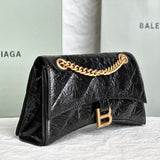 Zivas Charm Elevated Essentials Statement Handbag (Versatile Style Statement) – Styled Look
