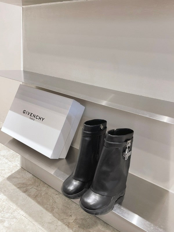 Givenchy shoes Style 168 - side profile detail