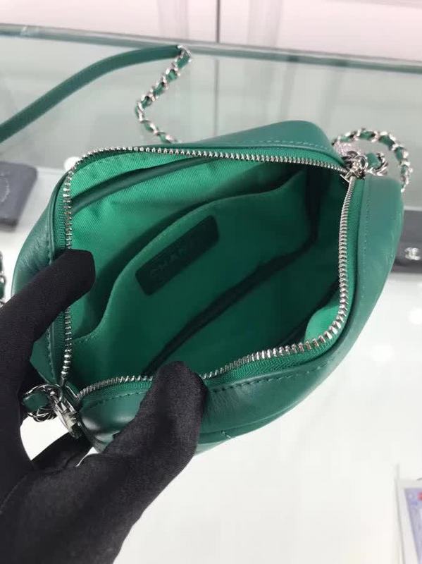 Zivas Charm Modern Edge Fashion Handbag (Everyday Luxury Essential) – Interior View