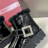 Texture and finish detail of Roger Vivier luxury piece style No.077