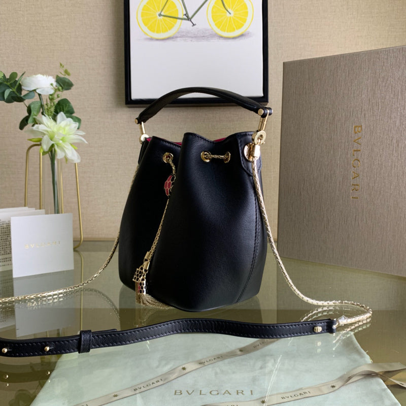 Refined Vegan Leather Handbag - Versatile Everyday Design | Women's Designer-Inspired Purse #1704 - texture close-up (image 9) of designer-inspired handbag