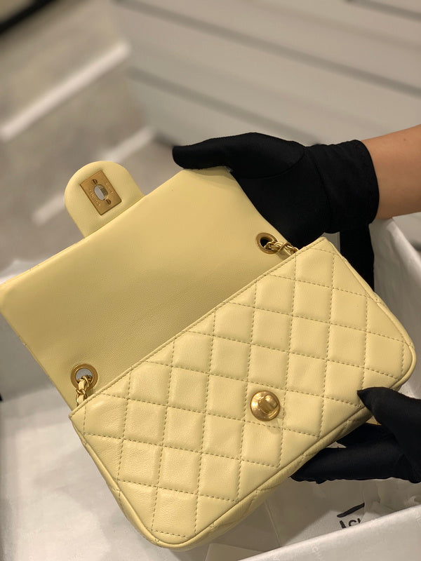  women's handbag, mid design, view 7