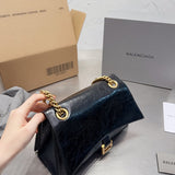 Ziva's Charm handbag – product shot (one versatile size)