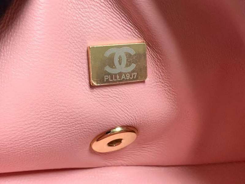 Zivas Charm Classic Sensibility Luxury Handbag (Signature Shape & Finish) – Full Silhouette
