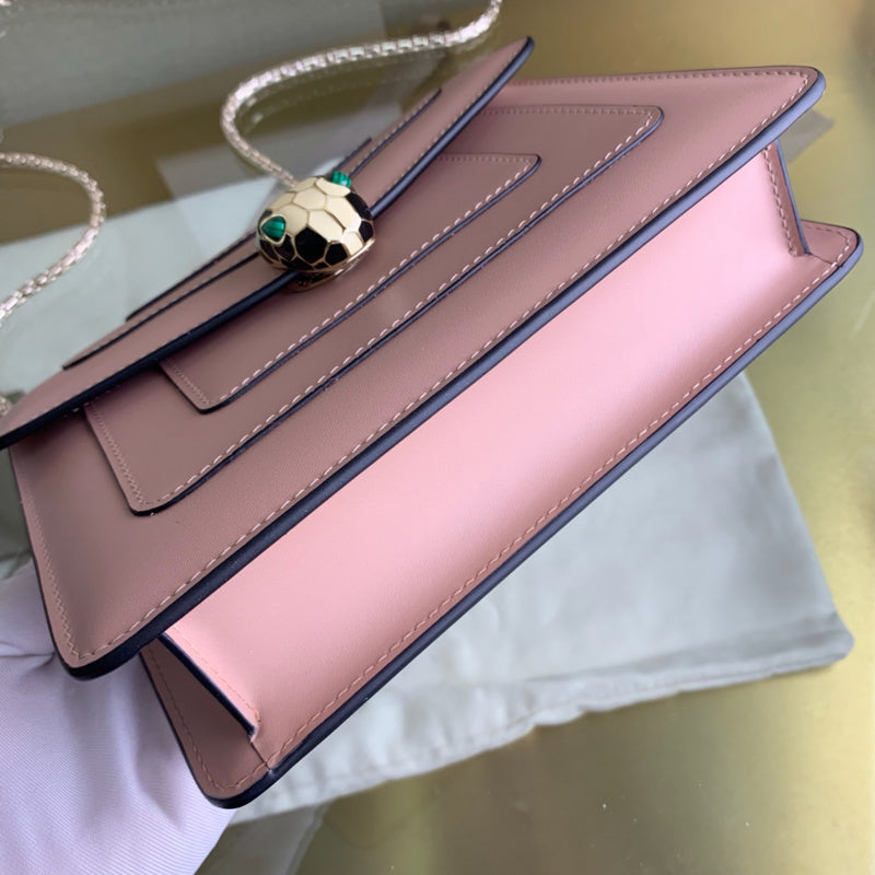 Bold Premium PU Leather Handbag - Modern Structured Build | Women's Designer-Inspired Purse #1680 - close-up detail shot (image 3) of designer-inspired handbag