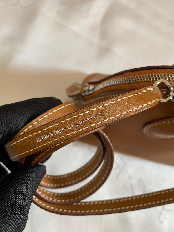 Minimalist bag shown from front angle