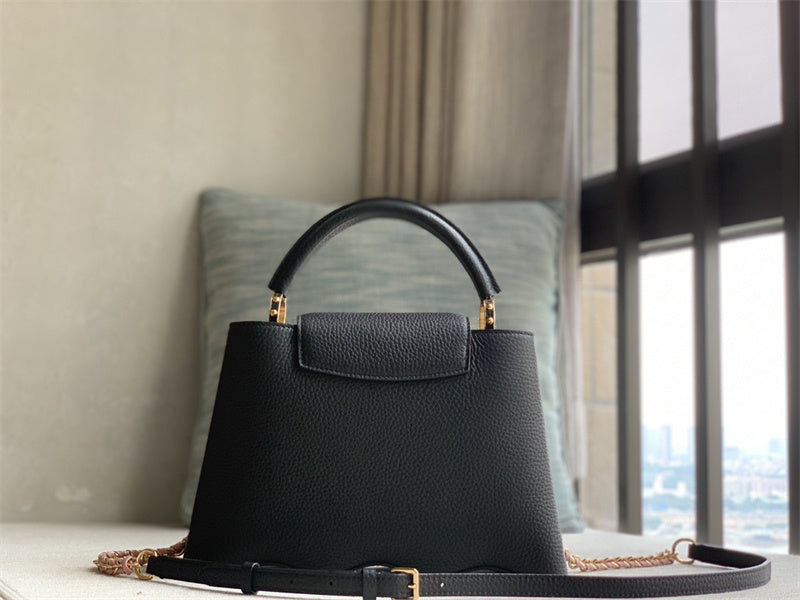  versatile structured bag styled with outfit 54