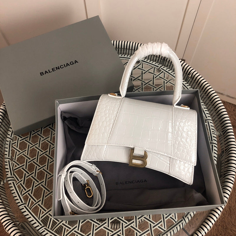 Front view of statement refined women's handbag – women's premium purse