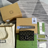 Front view of everyday-luxe refined women's handbag – women's designer-style accessory