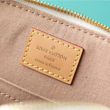  Chic top-handle bag carried on shoulder 10