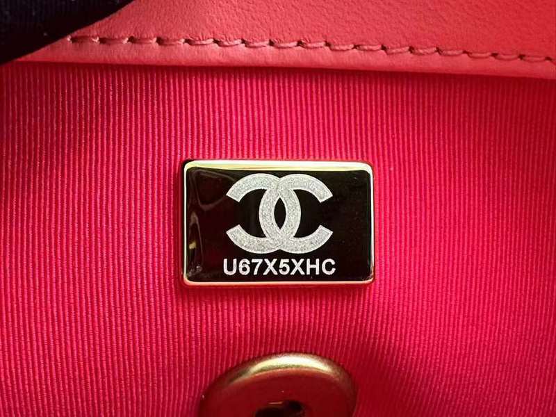 Zivas Charm Modern Minimalist Look Luxury Handbag (Thoughtfully Structured Design) – Angled View