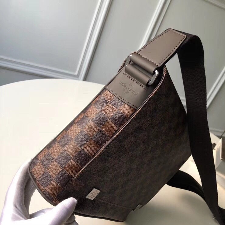 Back view of premium sleek women's handbag – women's designer-style accessory
