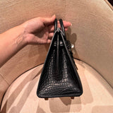  elegant handbag styled with outfit