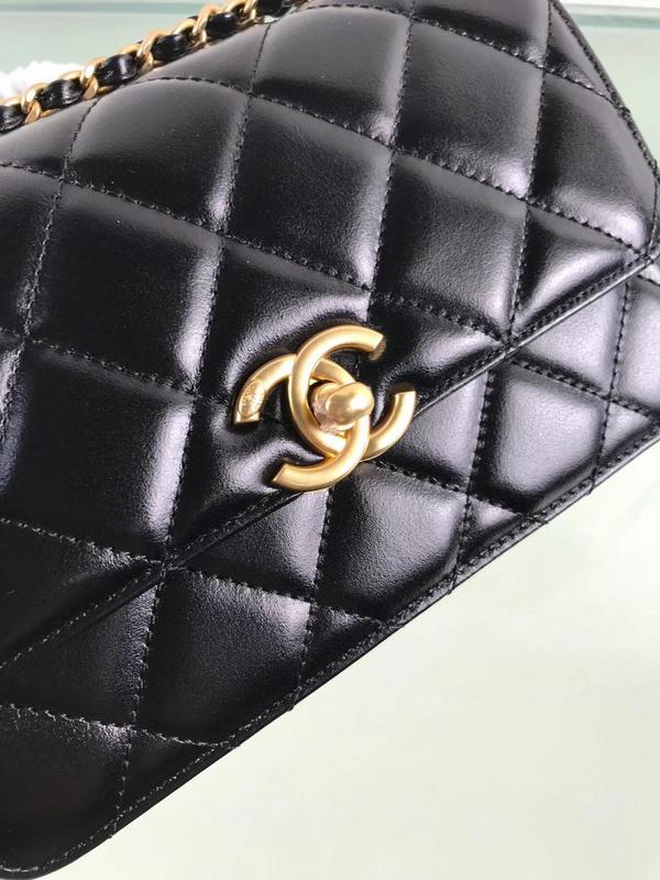 Zivas Charm Sleek Silhouette Fashion Handbag (Structured Everyday Essential) – Interior View