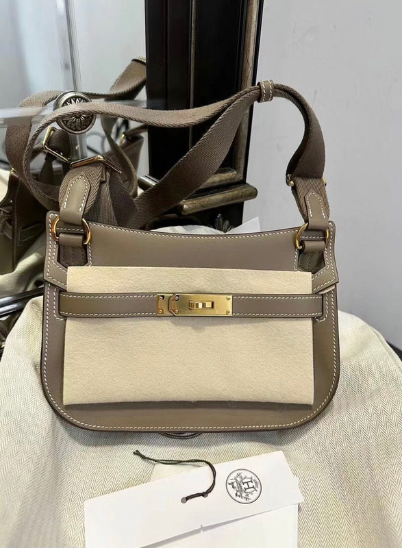 Side view of modernist structured handbag