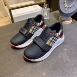 Burberry shoes Style 065 - packaging and accessories