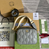 Side profile of polished premium women's handbag – women's everyday handbag
