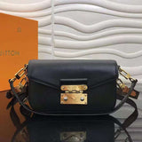 Side profile of sleek modern women's handbag – women's designer-style accessory