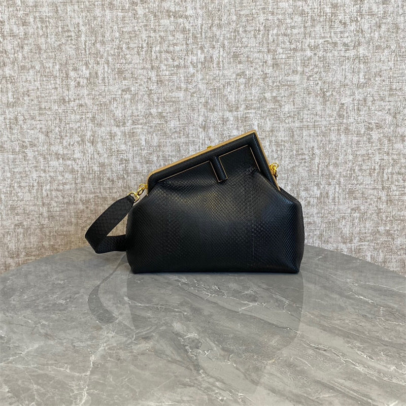 Ziva's Charm handbag – back view (26cm*9.5cm*18cm)
