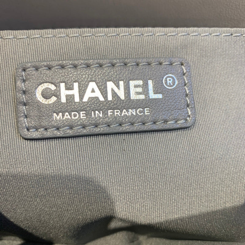  women's handbag, mid design, view 2