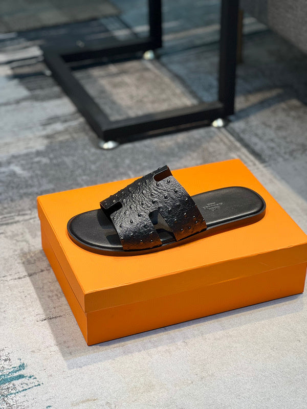 Hermes shoes Style 015 - front view, timeless elegant design