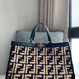 Ziva's Charm handbag – detail view (41cm*16cm*29.5cm)