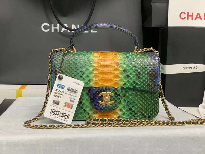 Zivas Charm Polished Finish Luxury Handbag (Effortless Style Upgrade) – Front View