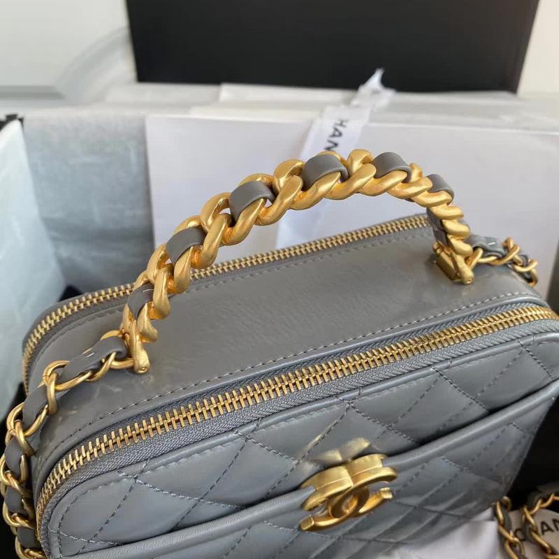 Zivas Charm Effortless Sophistication Fashion Handbag (Elevated Daily Companion) – Lifestyle Shot