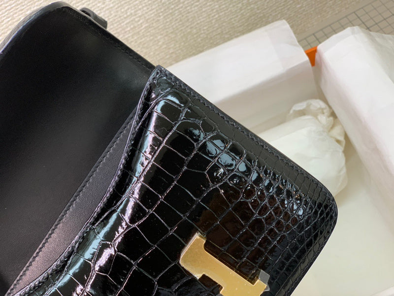 Interior view of balanced premium bag