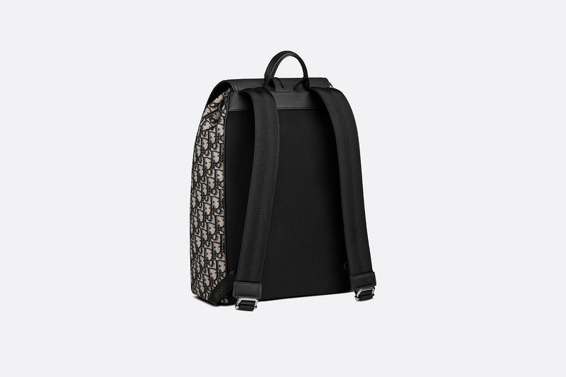 Top view of premium everyday-luxe women's handbag – women's luxury accessory