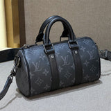  Understated handbag front view