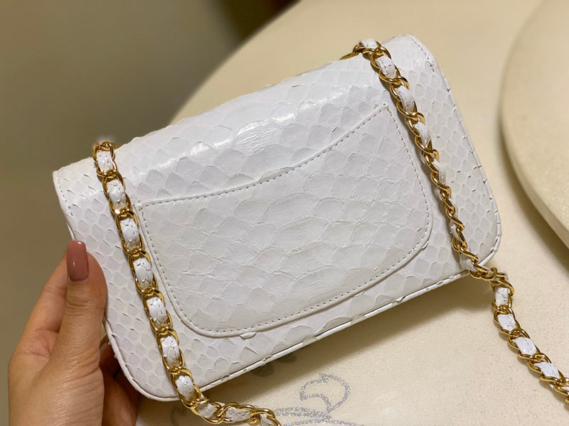  versatile purse view 2
