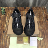 Burberry shoes Style 130 - texture and material detail