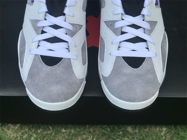 Nike fresh white-and-black luxury sneakers view 11 breathable knit upper