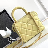 Ziva's Charm handbag – close-up view (one versatile size)