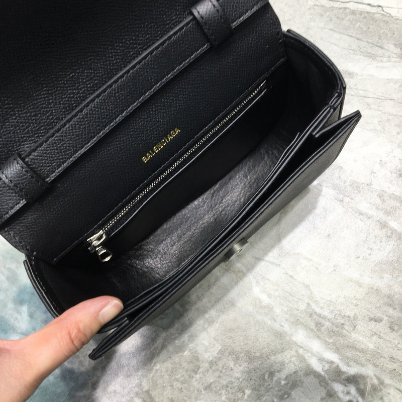 Polished Premium PU Leather Handbag - Refined Silhouette | Women's Luxury Handbag #817 - alternate angle view (image 8) of designer-inspired handbag