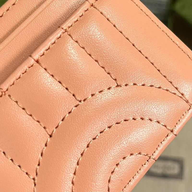Interior view of everyday-luxe classic women's handbag – women's statement bag
