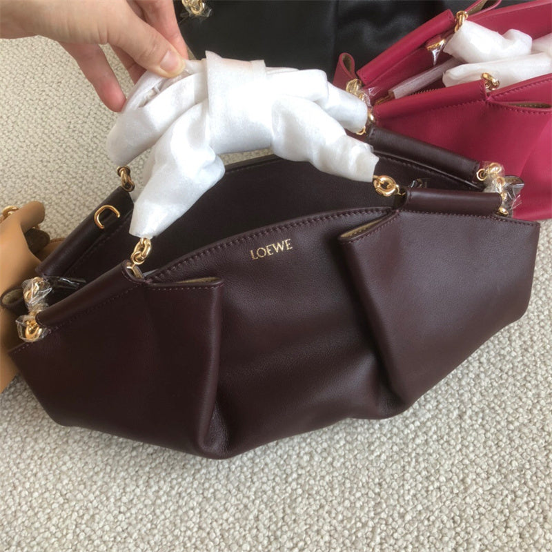 Ziva's Charm handbag – product shot (33cm*16cm*13cm)