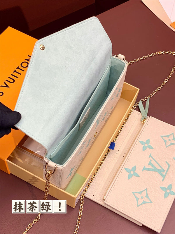  Signature carryall bag front view 7