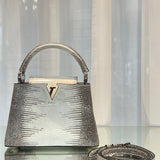  refined tote bag detail view showing craftsmanship 8