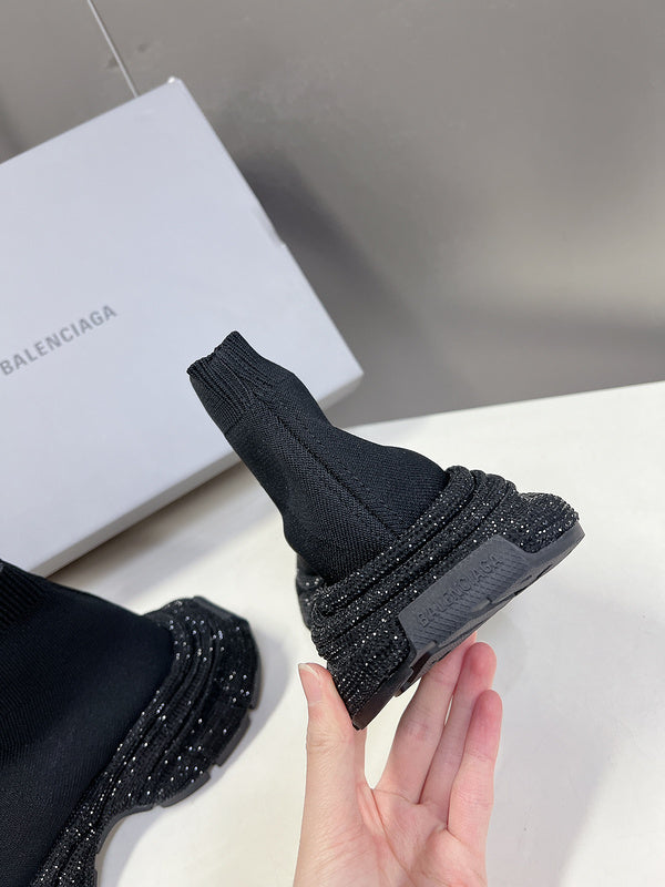 Balenciaga shoes Style 045 - top view showing design