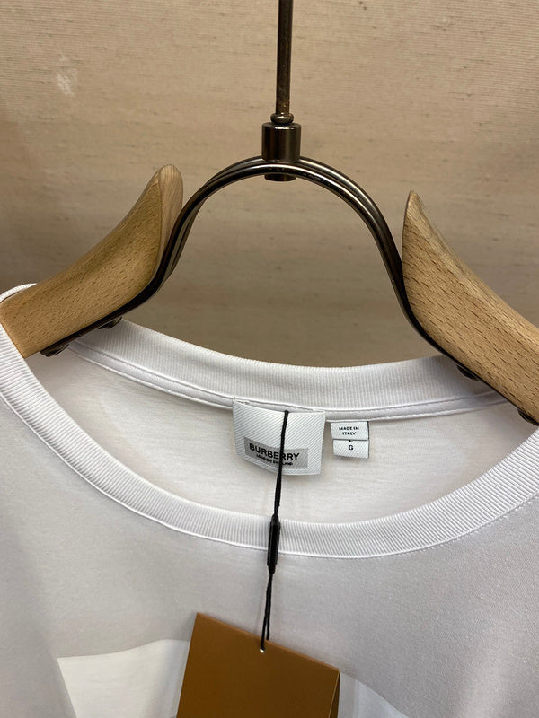 Three-quarter angle view of Burberry luxury piece style No.296