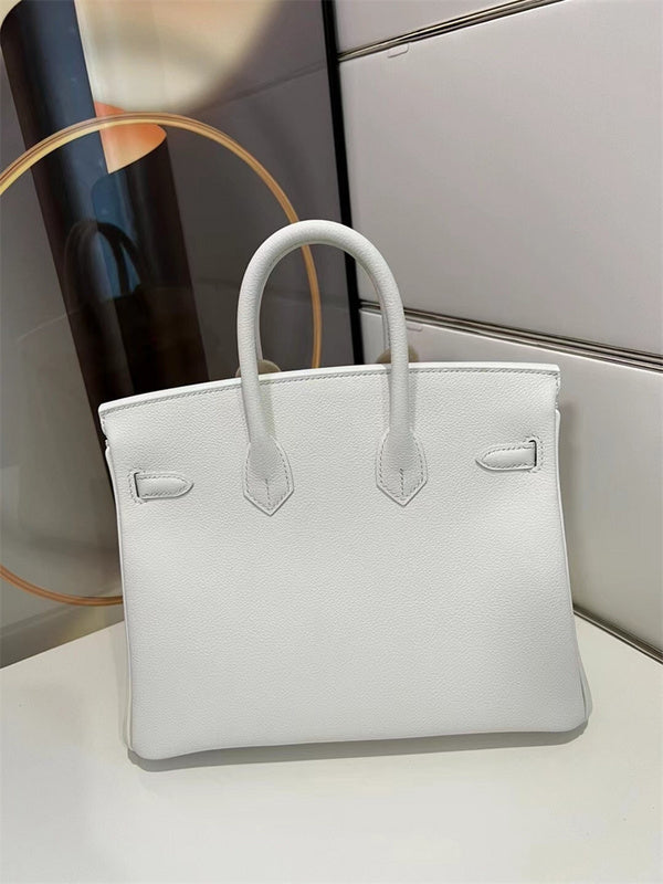  satchel interior and compartment view